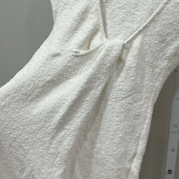 LAMARQUE Lindsay Dress in White - Picture 10 of 12